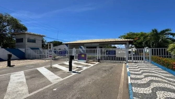 Casa com 255 m² em Camacari/BA em Camaçari - Bahia