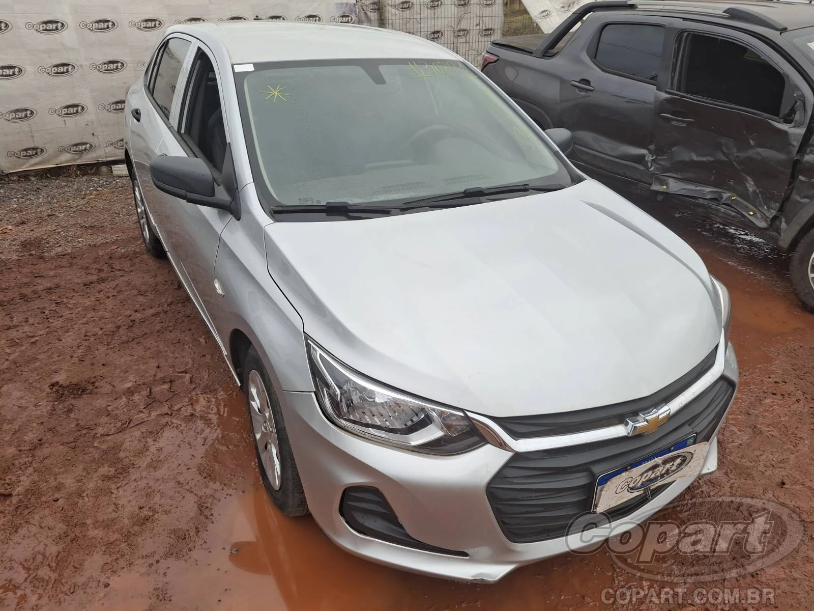 Chevrolet Onix Onix AT 1.0 12V Ecotec Turbo em Cuiabá - Mato Grosso