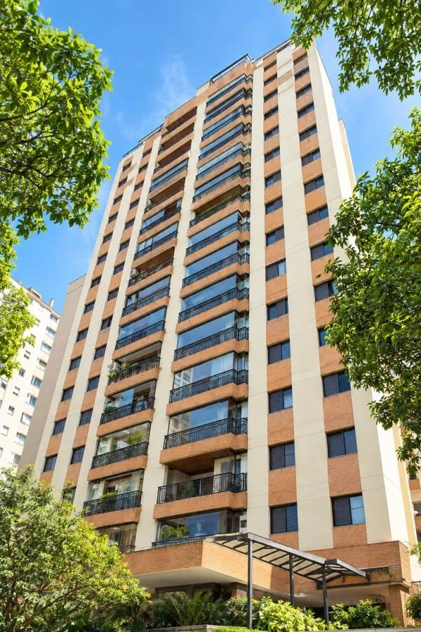 Apartamento com 3 Vagas em Perdizes/SP em São Paulo