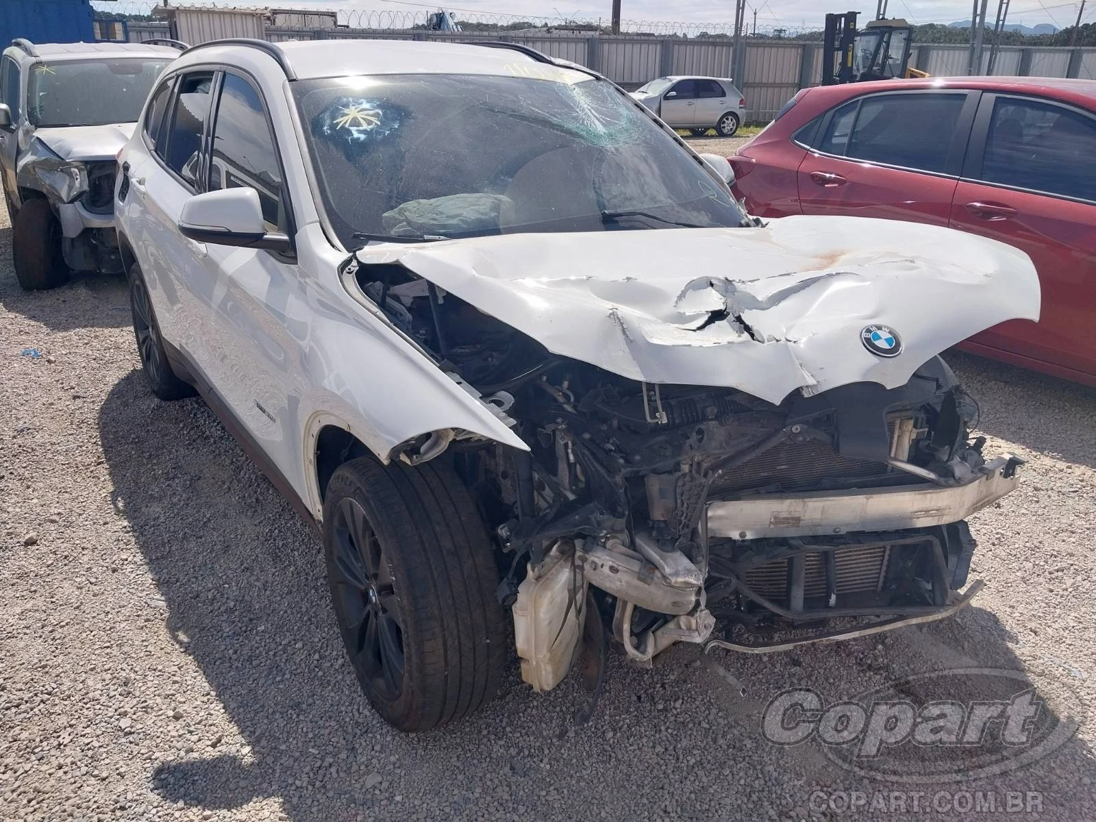 BMW X1 X1 sDrive20i Active 2018 2.0 Twin Turbo Automático em São José Dos Pinhais - Paraná