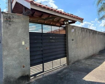 Terreno com Direitos sobre casa e 1/4 de lote em Atibaia/SP em Atibaia - São Paulo