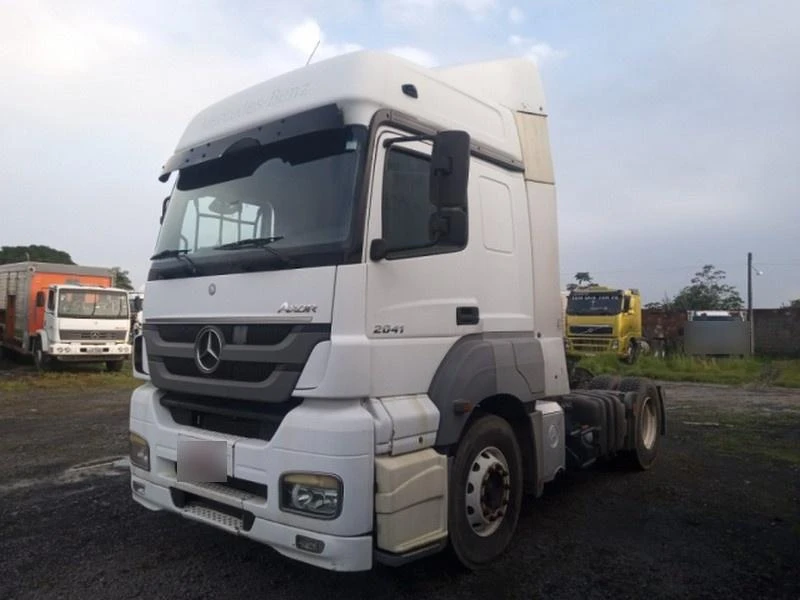 Mercedes-Benz Axor 2041 LS 2019 Automático Diesel em Jaboatão Dos Guararapes - Pernambuco