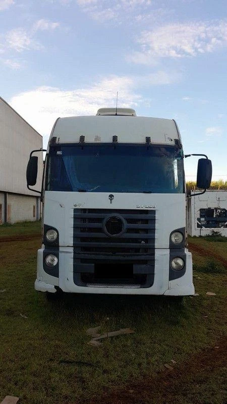 Volkswagen 24.250 CLC 6x2 24.250 CLC 6X2 2007/2008 em Maringá - Paraná