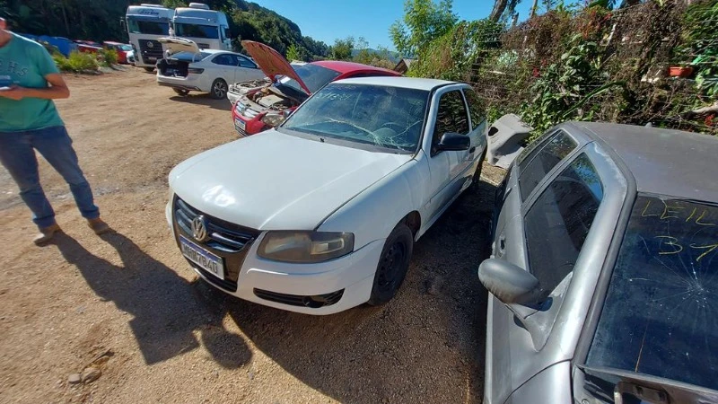 Volkswagen Gol Gol 2005/2006 em Alfredo Wagner