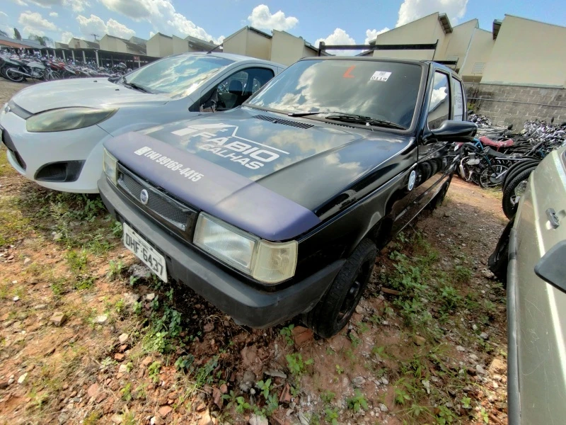 Fiat Strada Strada Sucata em Marília - São Paulo