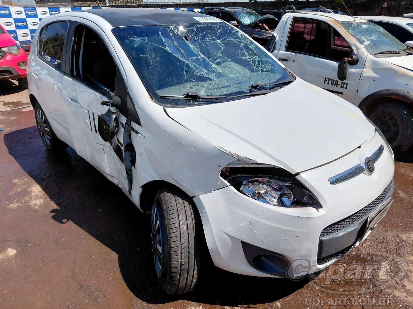 Fiat Palio Attractive 2016 1.0 Evo em Aparecida De Goiânia - Goiás