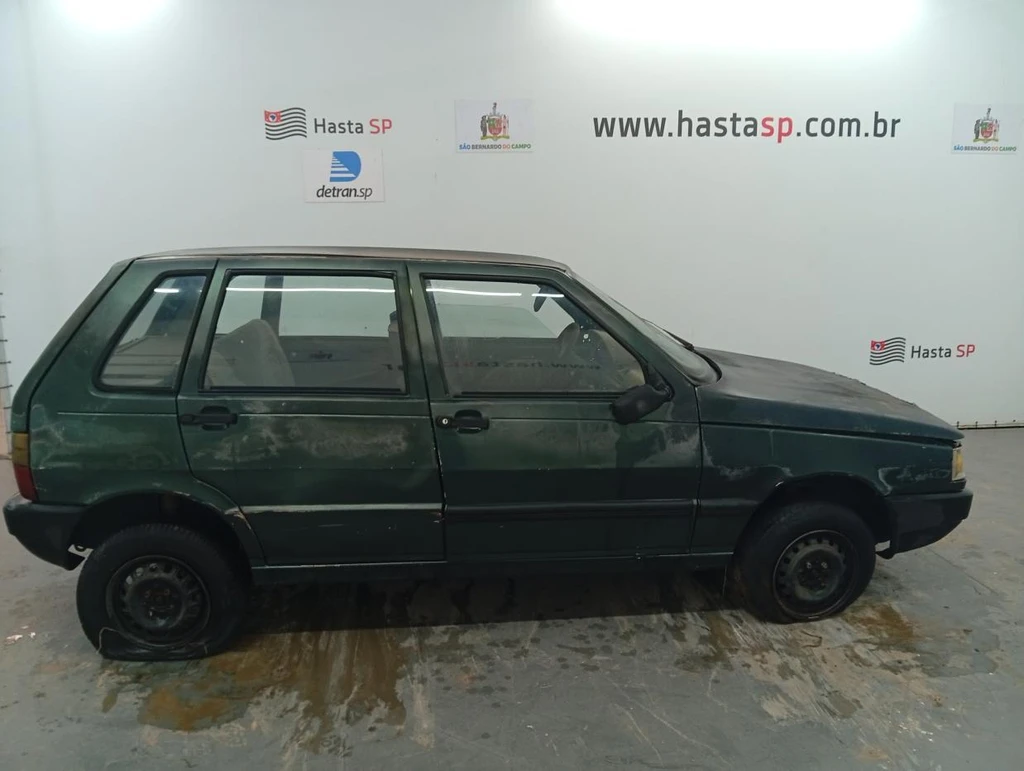 Fiat Uno CS CS 1986 Verde em Porto Feliz - São Paulo