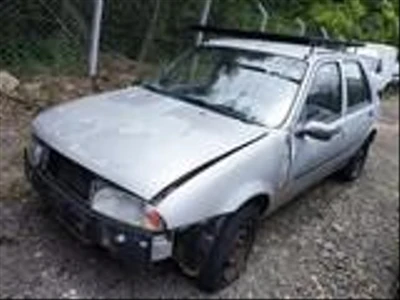 Ford Fiesta 1998 Sucata em Araucária - Paraná