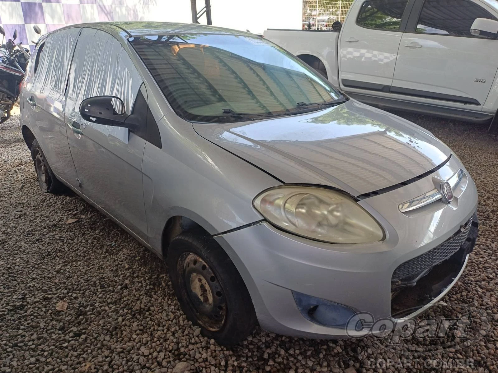 Fiat Palio Attractive 2013 1.0 Evo em Eusébio - Ceará