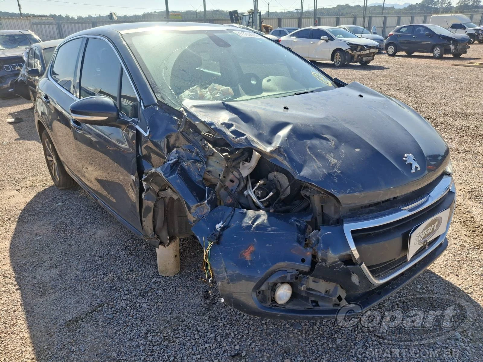 Peugeot 208 Griffe 1.6 16V VVT 2017 em São José Dos Pinhais - Paraná
