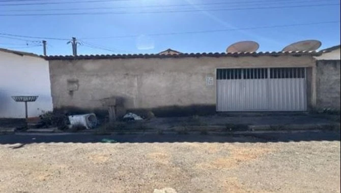 Casa em Cuiabá/MT no Conjunto Milton Figueiredo em Cuiabá - Mato Grosso