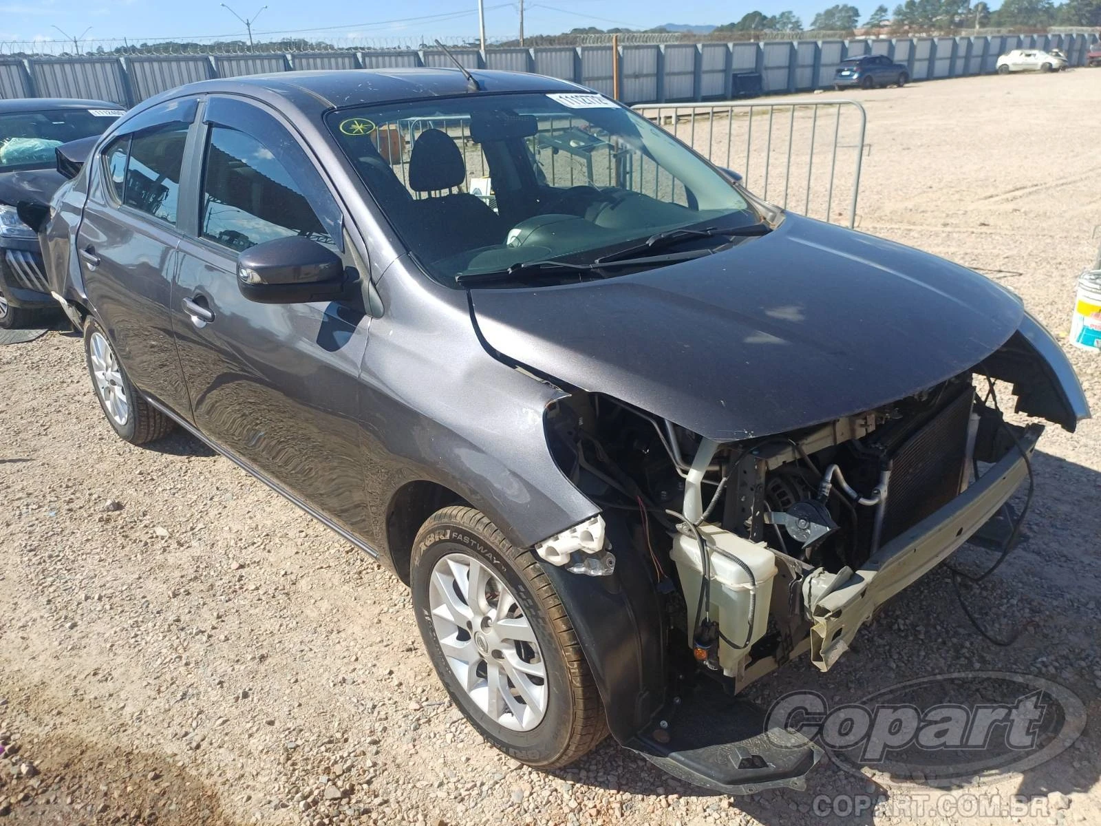 Nissan Versa SV 2020 1.6 Automático em São José Dos Pinhais - Paraná