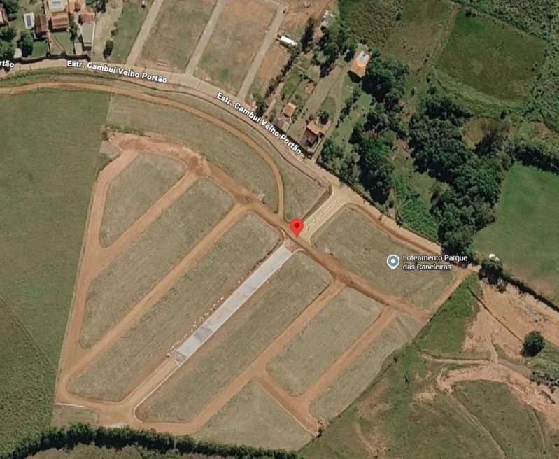 Terreno no Loteamento Parque das Caneleiras em Cambuí/MG em Cambuí - Minas Gerais