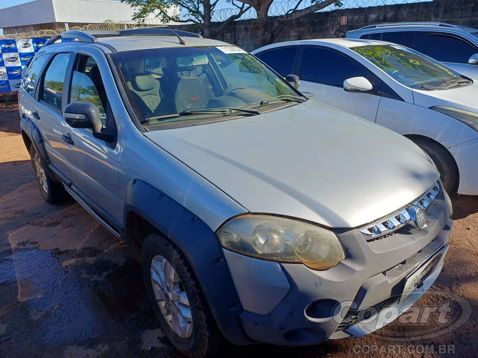 Fiat Palio Weekend Adventure 2014 1.8 em Aparecida De Goiânia - Goiás