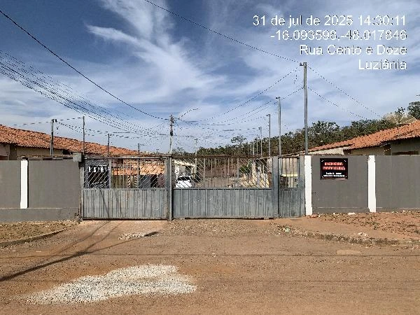 Casa com 2 Quartos em Valparaíso de Goiás/GO em Valparaíso De Goiás - Goiás