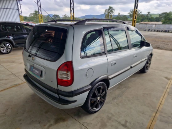 Chevrolet Zafira Elite 2009 2010 Gas/Alc/GNV Automático? em Suzano - São Paulo