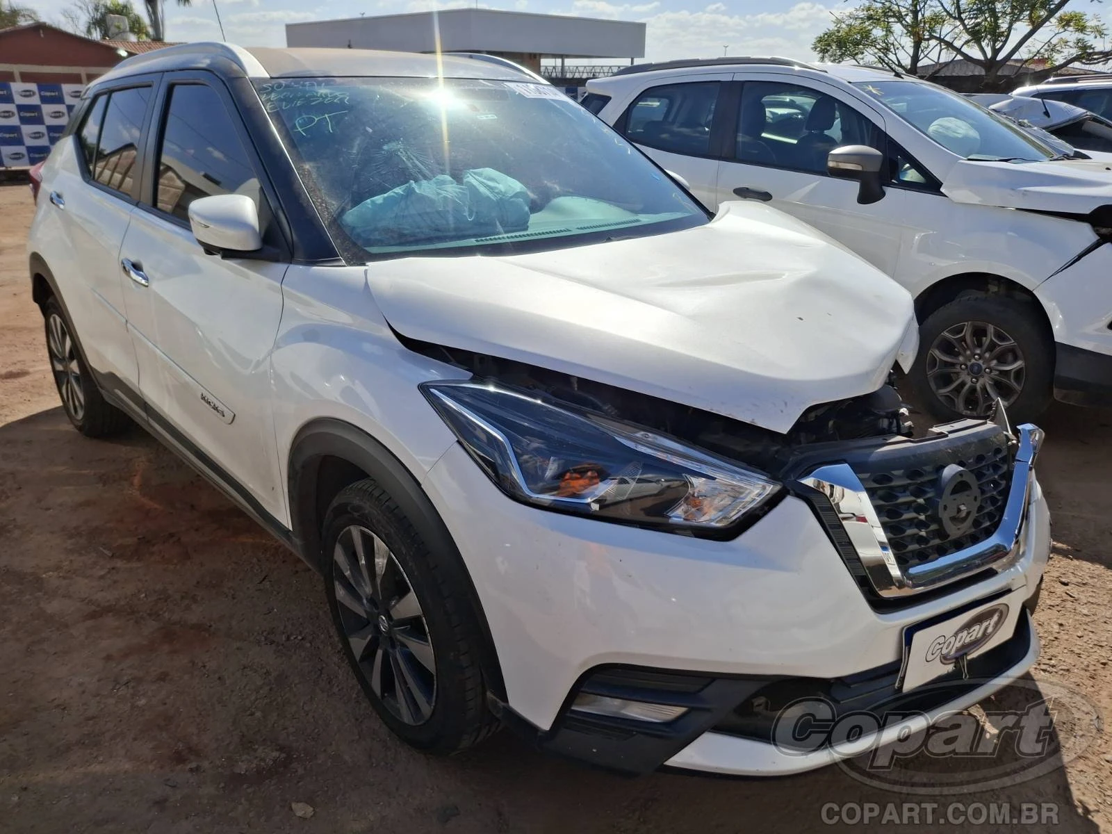 Nissan Kicks 2020 1.6 CVT Automático em Aparecida De Goiânia - Goiás