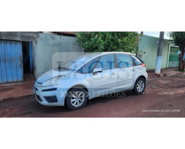 Citroën C4 Picasso GLXA 5L 2009/2010 Prata Gasolina em Canitar - São Paulo