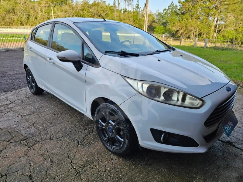 Ford Fiesta SE 2013 1.5 Manual em Rio Pardo - Rio Grande do Sul