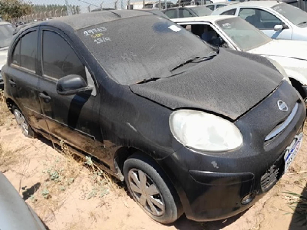Nissan March 2011 2012 Preto em Itirapina - São Paulo