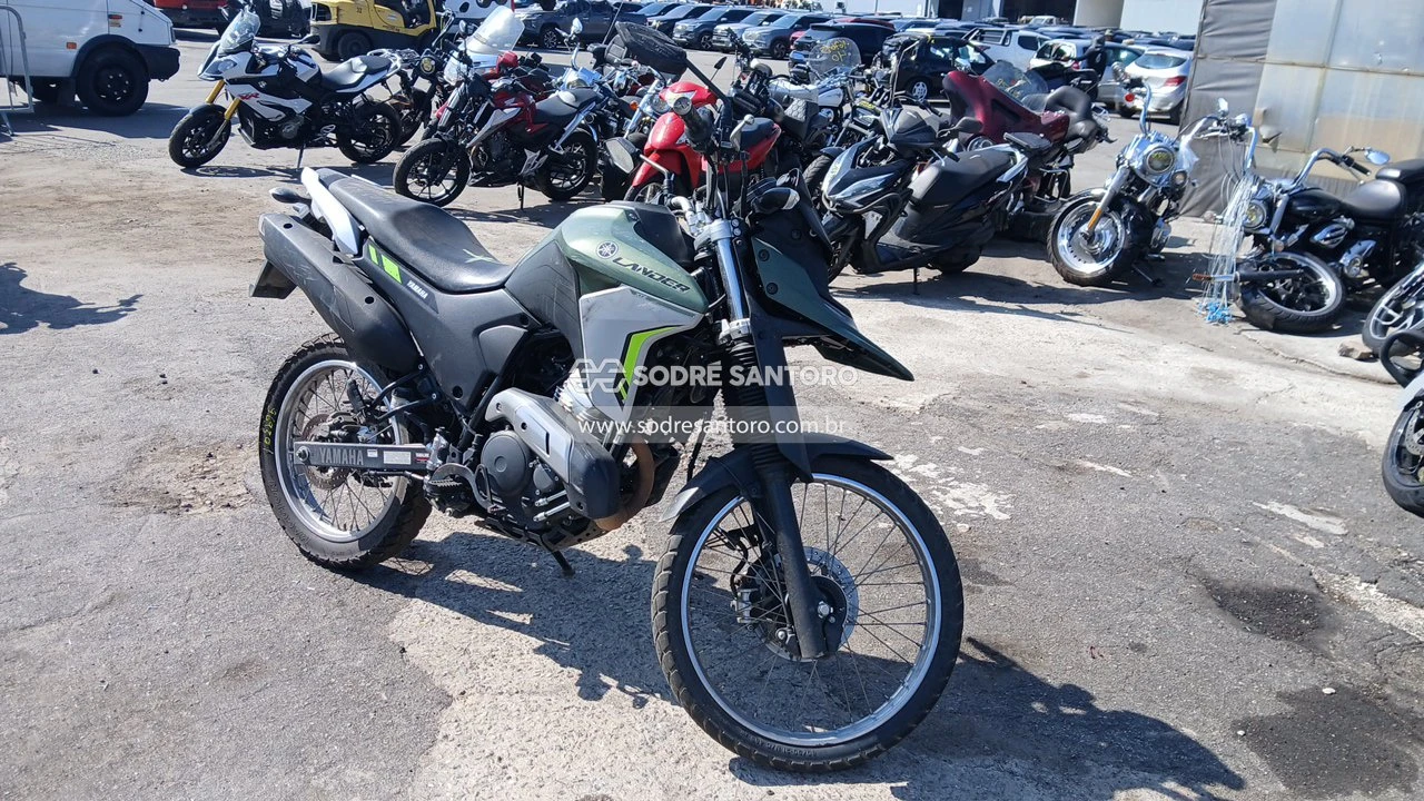 Yamaha XTZ 250 Lander XTZ 250 Lander 2024 2025 Gasolina Manual em Guarulhos - São Paulo