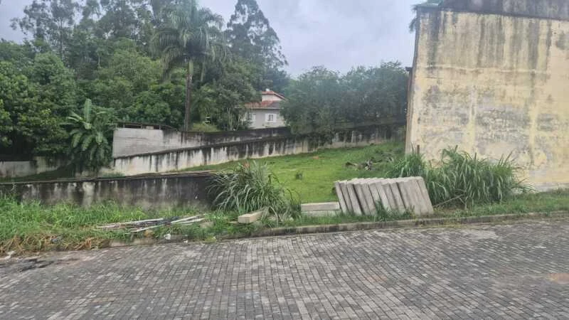 Terreno Lote C em Itapeti, Mogi das Cruzes/SP em Mogi Das Cruzes - São Paulo