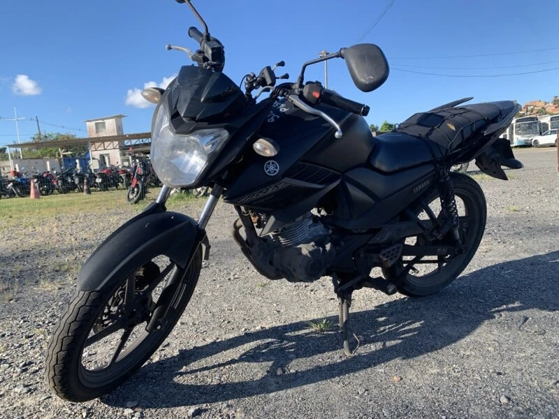 Yamaha Fazer Fazer 150 Sed em Salvador - Bahia