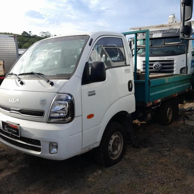 Kia UK2500 HD 4WD 2024 em Candeias - Bahia