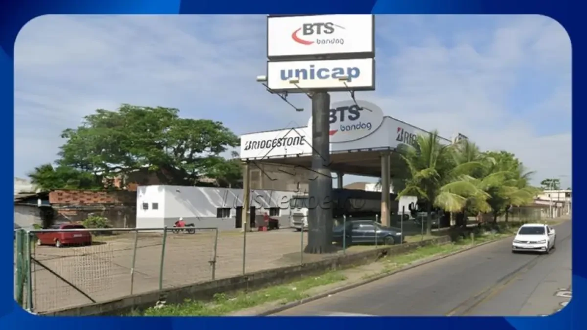 Prédio Comercial localizado na Rua Professor Idalino Pinez, Guarujá/SP em Guarujá - São Paulo