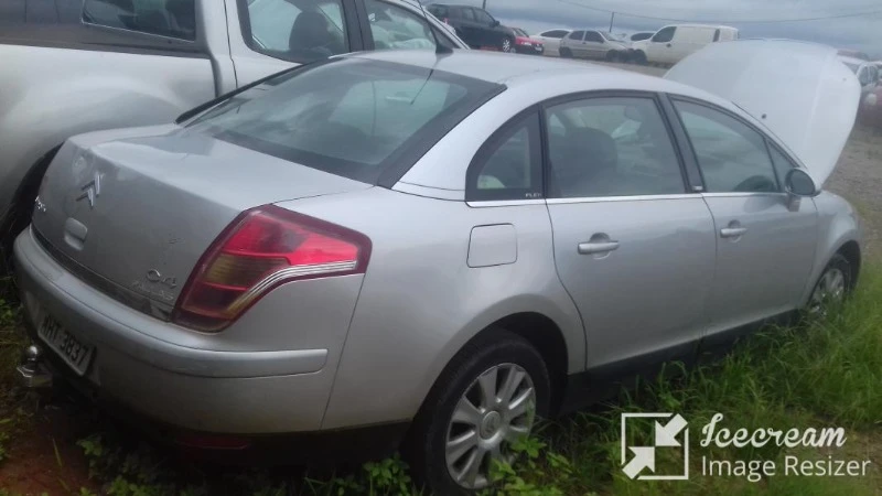 Citroën C4 Pallas 2010 em Joinville