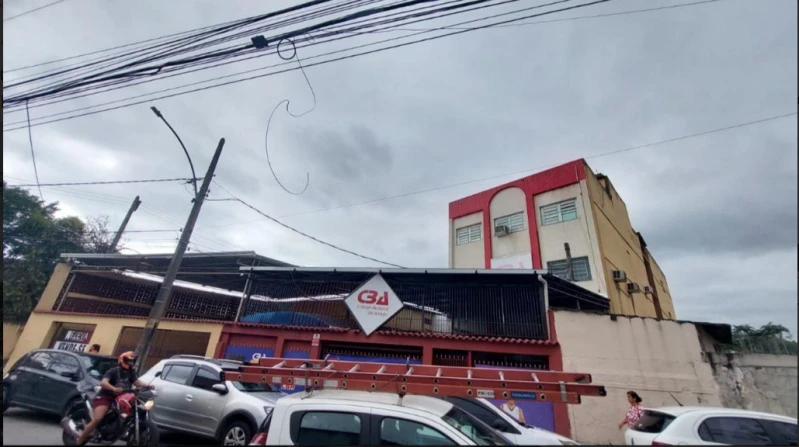 Prédio Comercial em Campo Grande, Rio de Janeiro/RJ em Rio De Janeiro - Rio de Janeiro