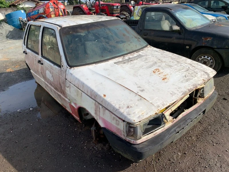 Fiat Uno Mille Fire Fire (SUCATA) em Amélia Rodrigues - Bahia