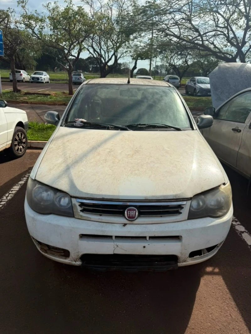 Fiat Palio Fire Way Fire Way 2015 em Campo Grande - Mato Grosso do Sul