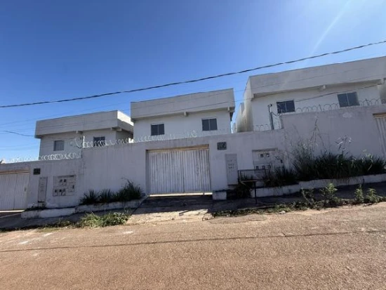 Apartamento com 2 Qts em Águas Lindas de Goiás/GO em Águas Lindas De Goiás - Goiás