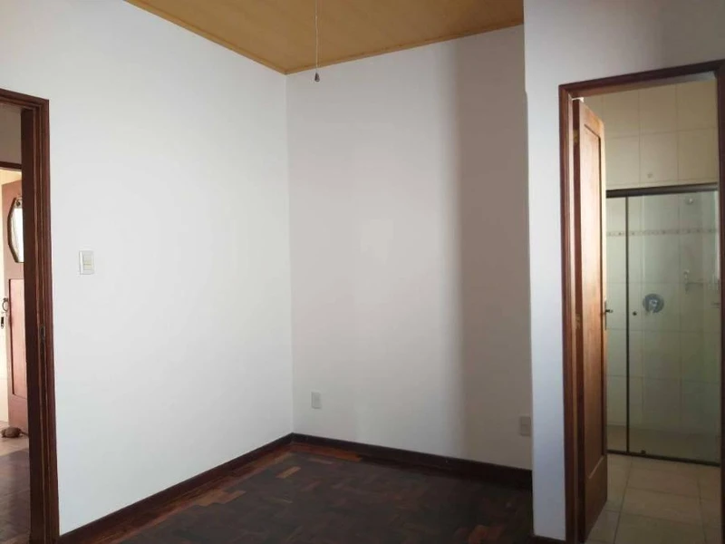 Casa com 2 Quartos em Rio Grande/RS em Rio Grande - Rio Grande do Sul