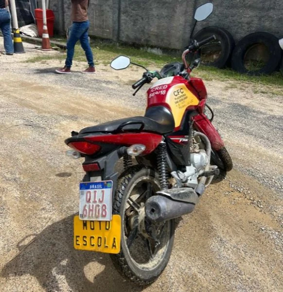 Honda CG 160 Fan ESDI 2017 em Criciúma - Santa Catarina