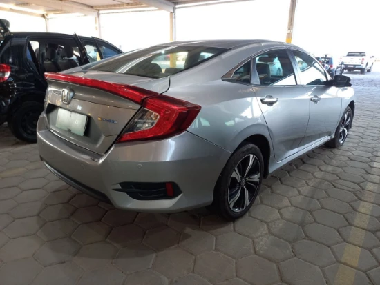 Honda Civic Touring 2018 Automático em Tijucas - Santa Catarina