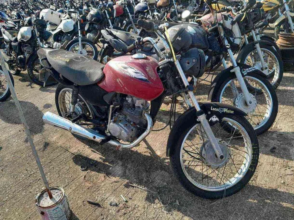 Honda CG 125 Sucata Inservível em Campinas - São Paulo