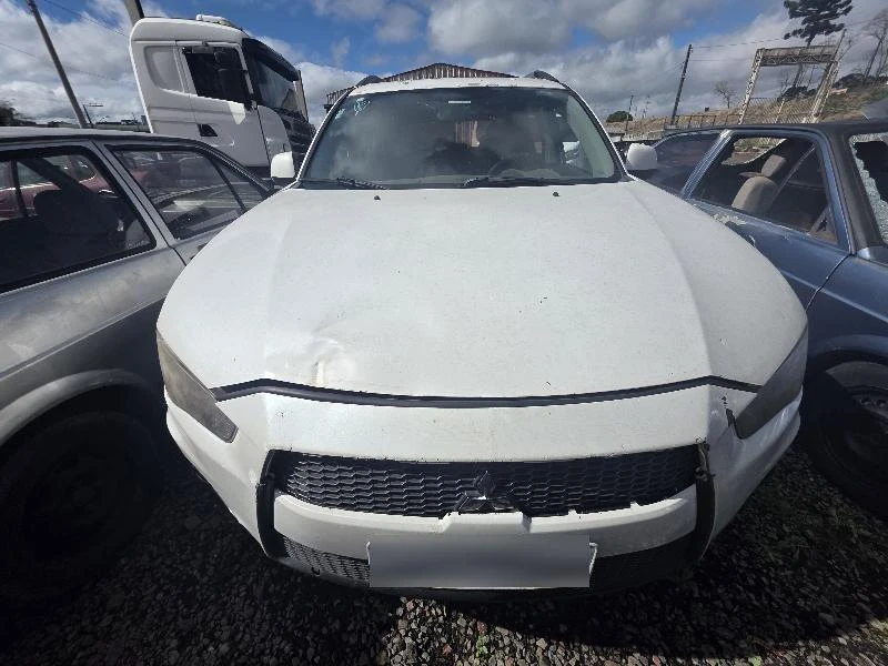 Mitsubishi Outlander Outlander 2011 em Xanxerê - Santa Catarina