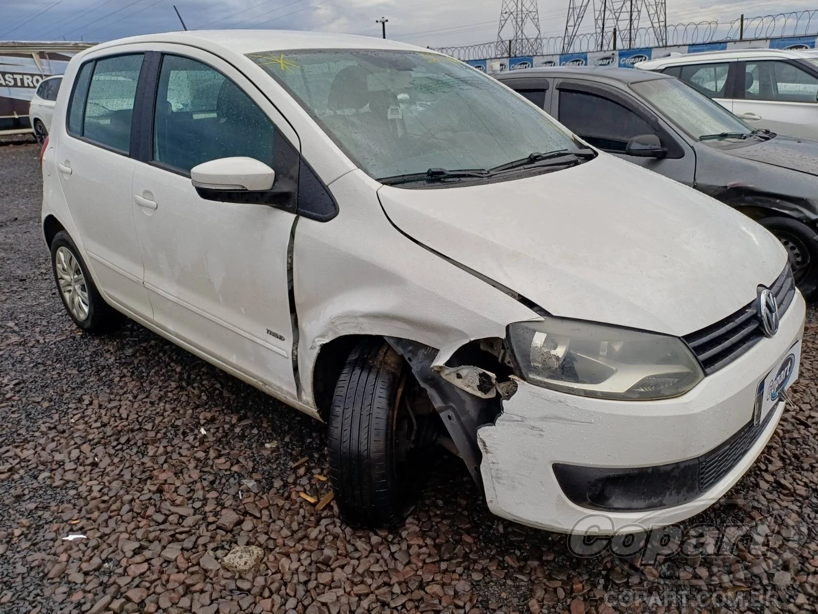 Volkswagen Fox GII 2013 1.6 Total Flex em Canoas - Rio Grande do Sul