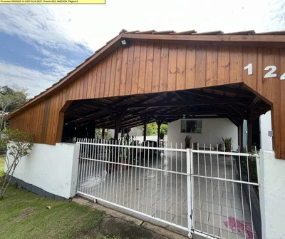 Casa quota parte executado com 728 m² em Canoinhas/SC em Canoinhas - Santa Catarina