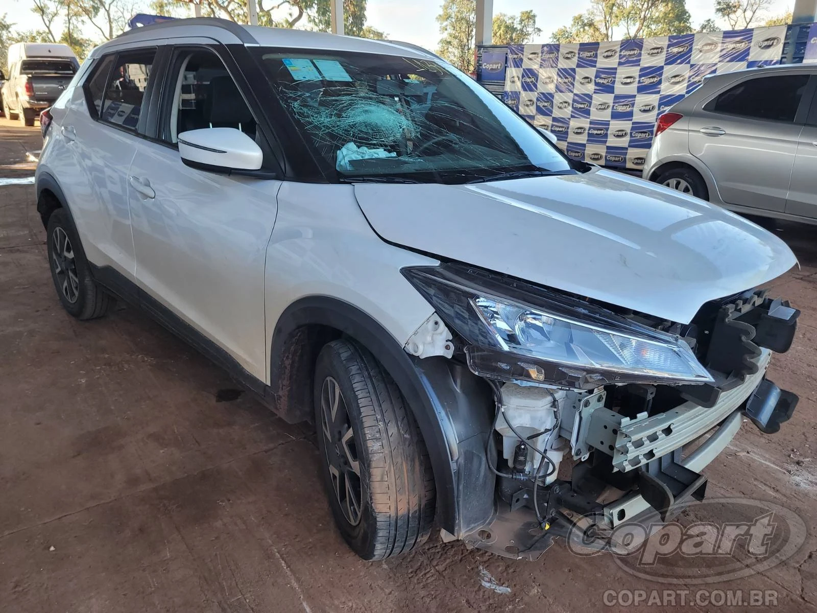 Nissan Kicks Sense 2024 1.6 Automático em Campo Grande - Mato Grosso do Sul