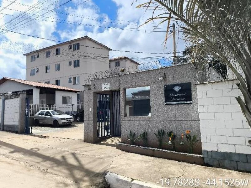 Apartamento com 2 Quartos em Esmeraldas/MG em Esmeraldas - Minas Gerais