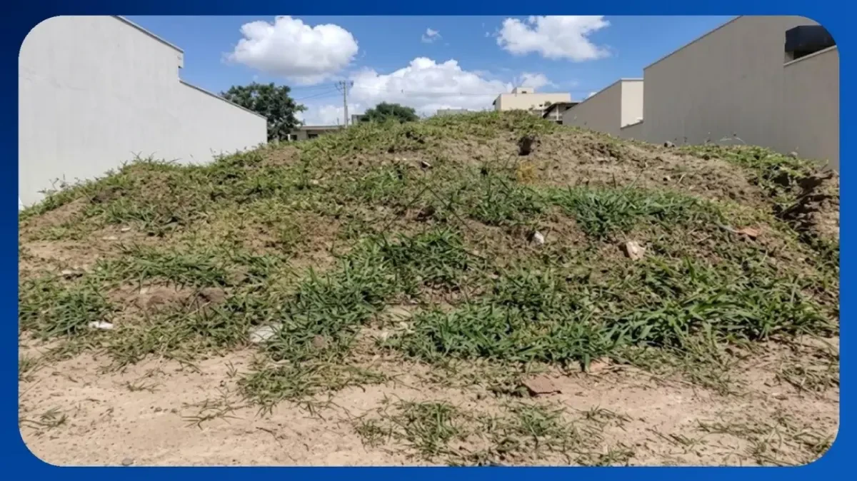 Terreno no Lote 9, Quadra 17 em Marília/SP em Marília - São Paulo
