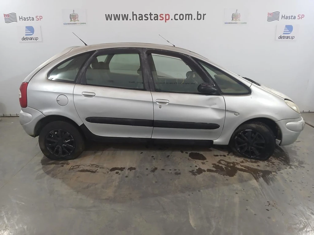 Citroën Xsara Picasso GX 2003 em Porto Feliz - São Paulo