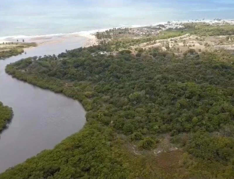 Terreno em Itacimirim, Camaçari/BA em Camaçari - Bahia