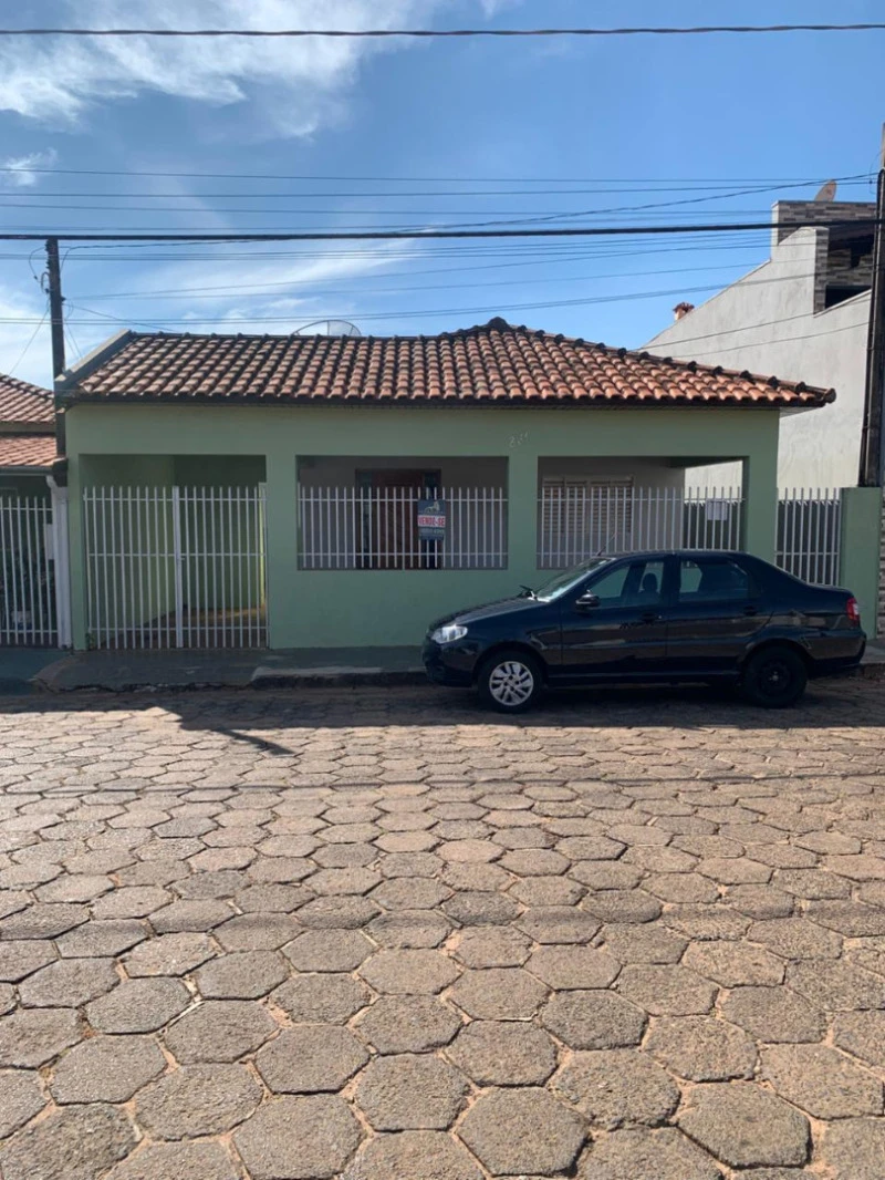 Casa em Reginópolis/SP em Reginópolis - São Paulo