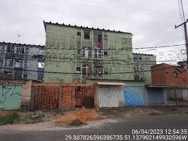 Apartamento de 39m² com 2 Quartos no Guajuviras em Canoas - Rio Grande do Sul