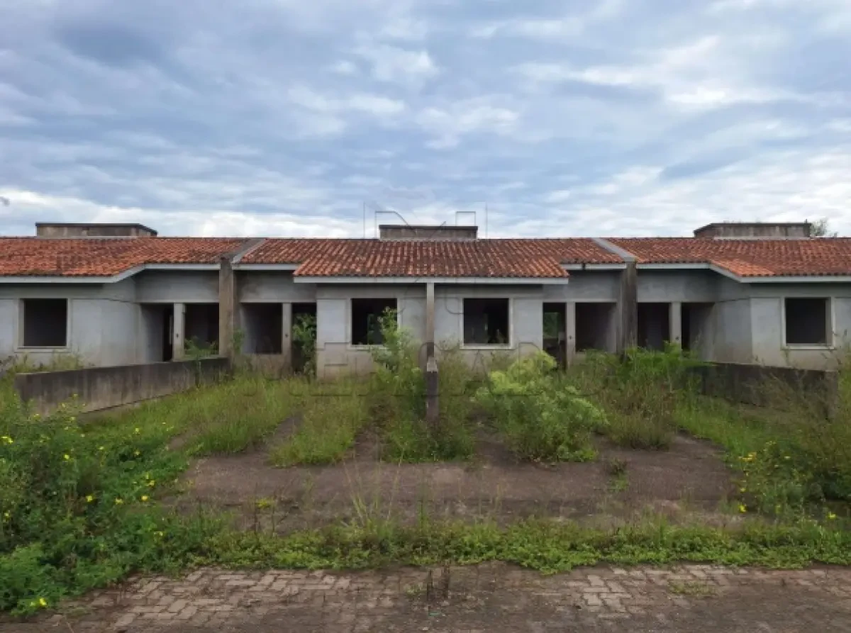 Casa com 2 Dormitórios em Esteio/RS em Esteio - Rio Grande do Sul