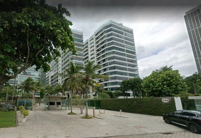 Apartamento com 3 Vagas em São Conrado/RJ